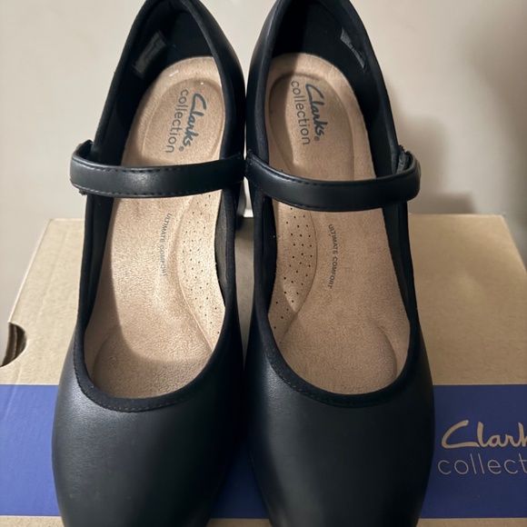 Mary Jane leather shoes - Picture 3 of 4